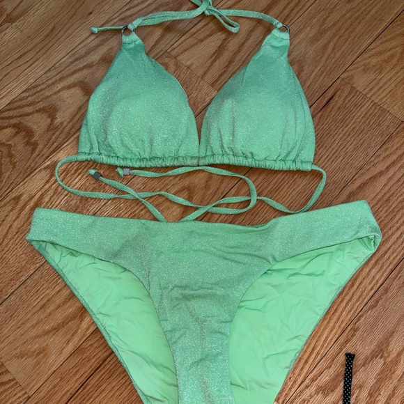 Shimmery Green Triangle Bikini Set - Picture 6 of 9